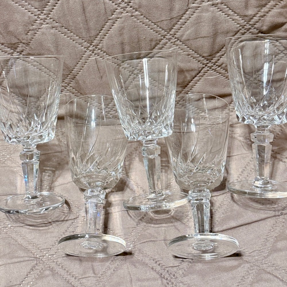 Elegant Godinger-style Crystal Wine Glass Set of 5